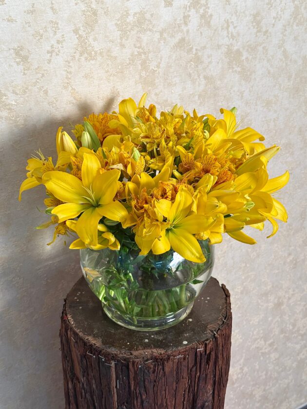 Golden Glow Vase Arrangement - Image 2