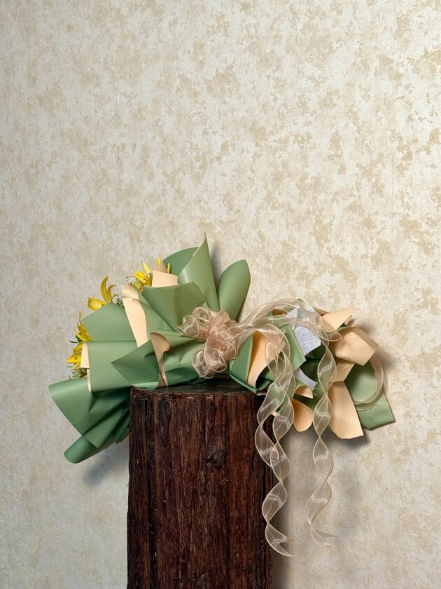 Sunshine Glow Bouquet - Image 3