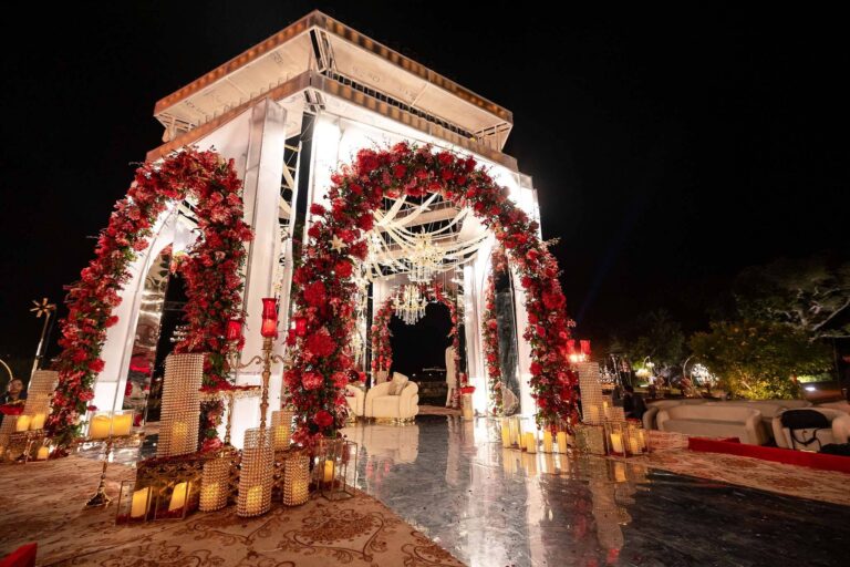 grand-reception-flower-wall