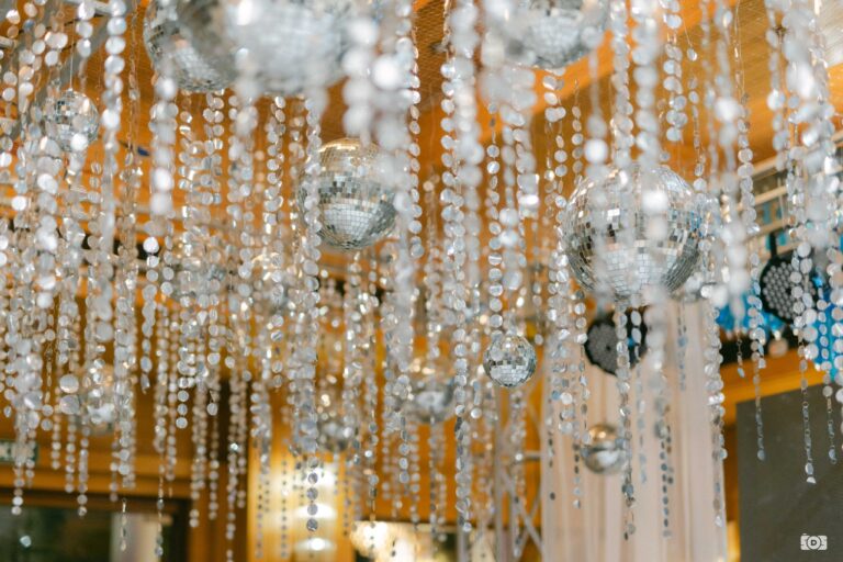 pastel-theme-reception-decor