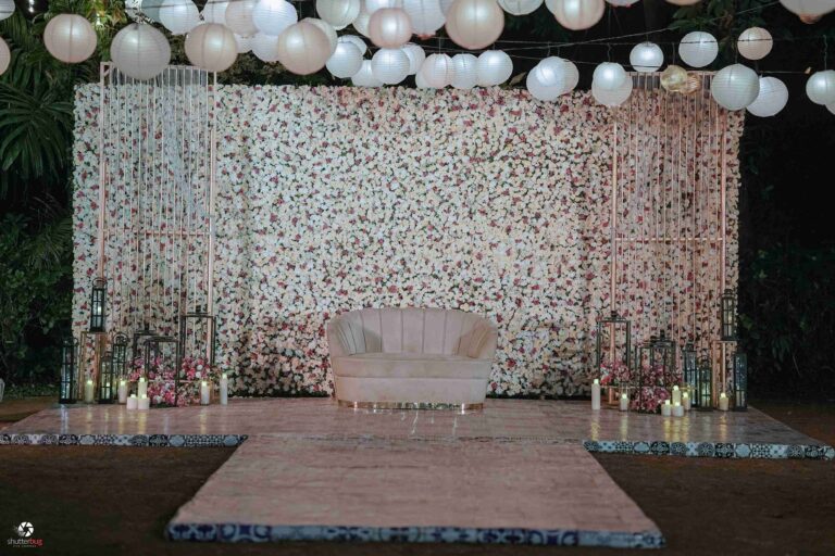 reception-corner-flower-styling