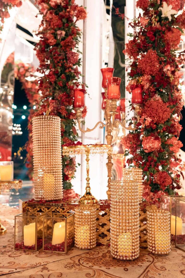 reception-couple-stage-decor